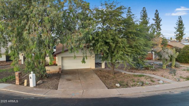 2812 E CONCHO Avenue, Mesa, AZ 85204