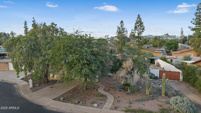 2812 E CONCHO Avenue, Mesa, AZ 85204