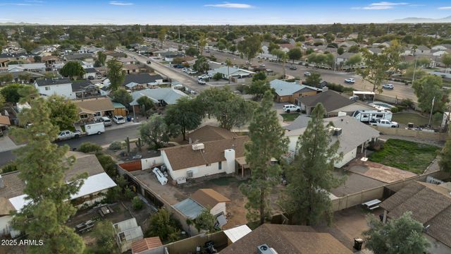 2812 E CONCHO Avenue, Mesa, AZ 85204