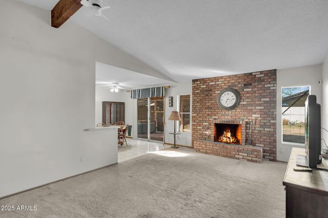 2812 E CONCHO Avenue, Mesa, AZ 85204