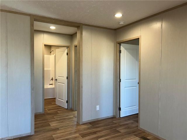 6008 Apple Wyrick Road, Gibsonville, NC 27249