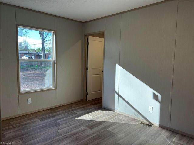 6008 Apple Wyrick Road, Gibsonville, NC 27249