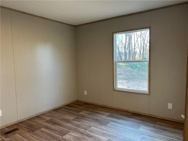 6008 Apple Wyrick Road, Gibsonville, NC 27249