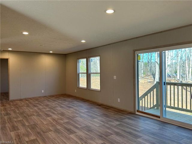 6008 Apple Wyrick Road, Gibsonville, NC 27249