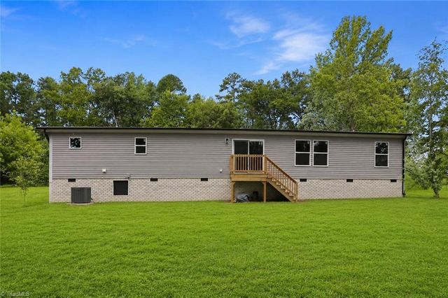 6008 Apple Wyrick Road, Gibsonville, NC 27249