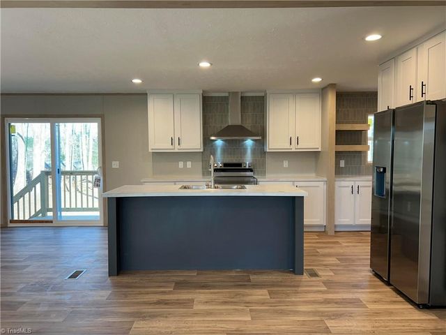 6008 Apple Wyrick Road, Gibsonville, NC 27249