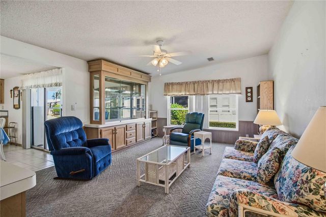 8476 IMPERIAL CIRCLE, Palmetto, FL 34221