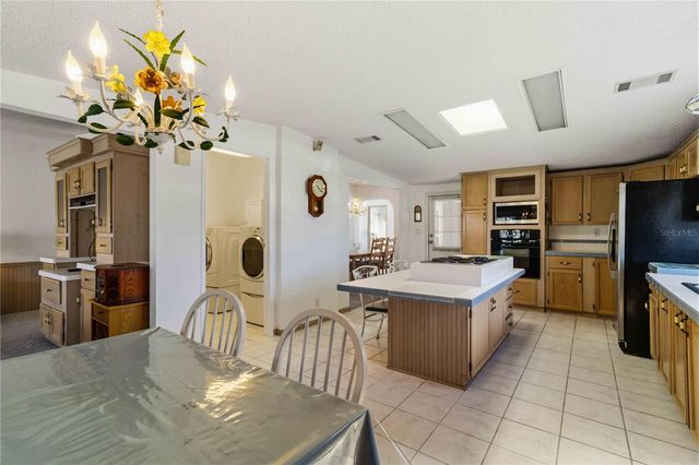 8476 IMPERIAL CIRCLE, Palmetto, FL 34221