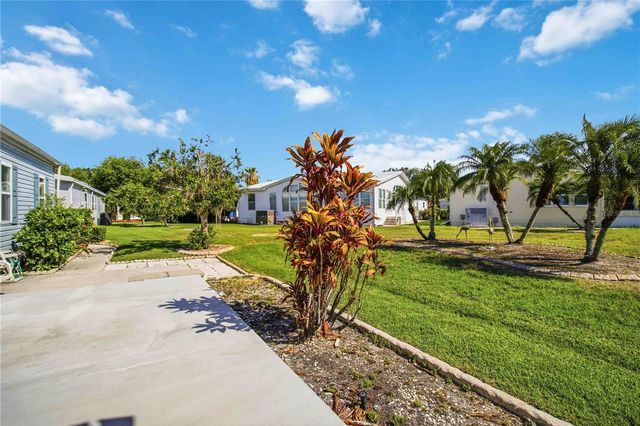 8476 IMPERIAL CIRCLE, Palmetto, FL 34221