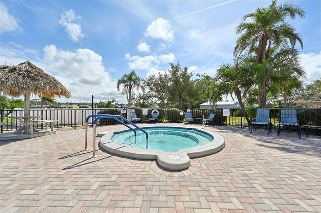 8476 IMPERIAL CIRCLE, Palmetto, FL 34221