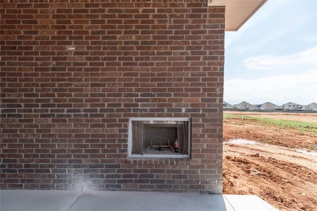 12508 SW 31st Street, Yukon, OK 73099