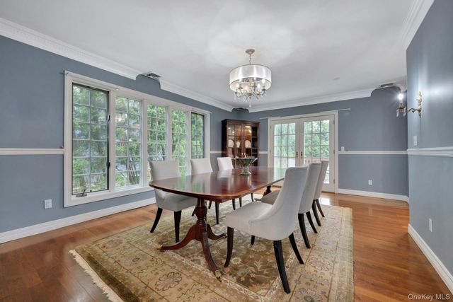 209 Glendale Road, Scarsdale, NY 10583
