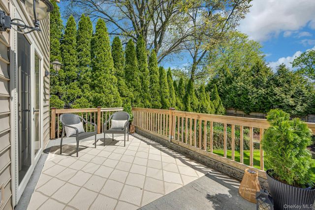 209 Glendale Road, Scarsdale, NY 10583