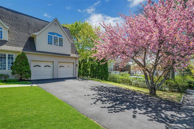 209 Glendale Road, Scarsdale, NY 10583