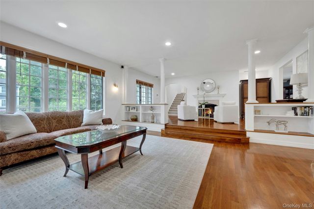 209 Glendale Road, Scarsdale, NY 10583