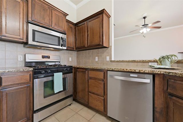 11640 SW 10th Street, Yukon, OK 73099