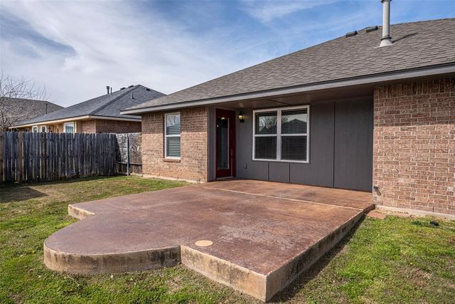 11640 SW 10th Street, Yukon, OK 73099