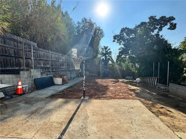 1574 Donaldson Street, Los Angeles, CA 90026