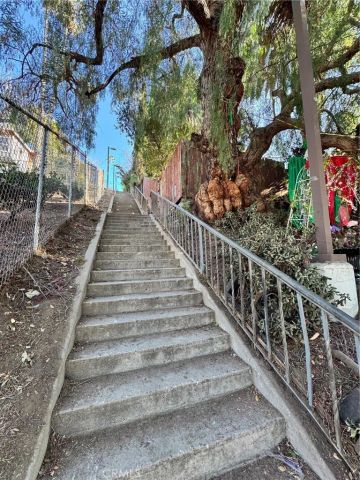 1574 Donaldson Street, Los Angeles, CA 90026