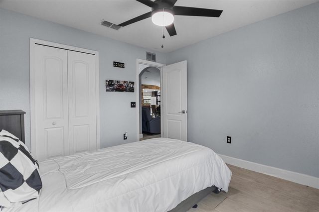 133 CROSSING DRIVE, Lakeland, FL 33809