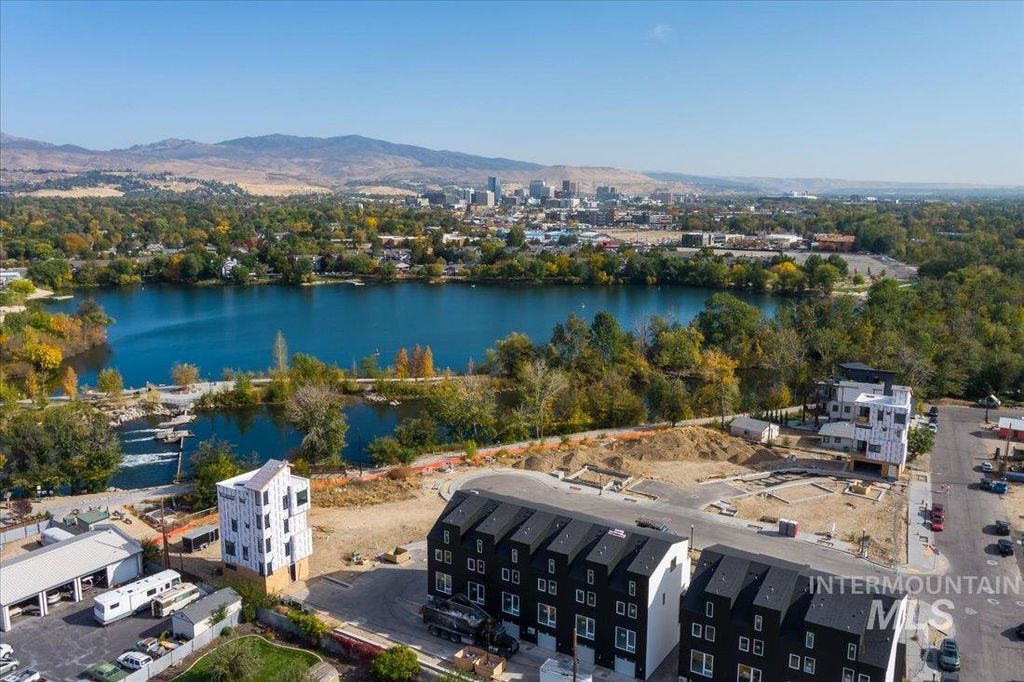 376 E Palapa Lane, Garden City, ID 83714 photo 10