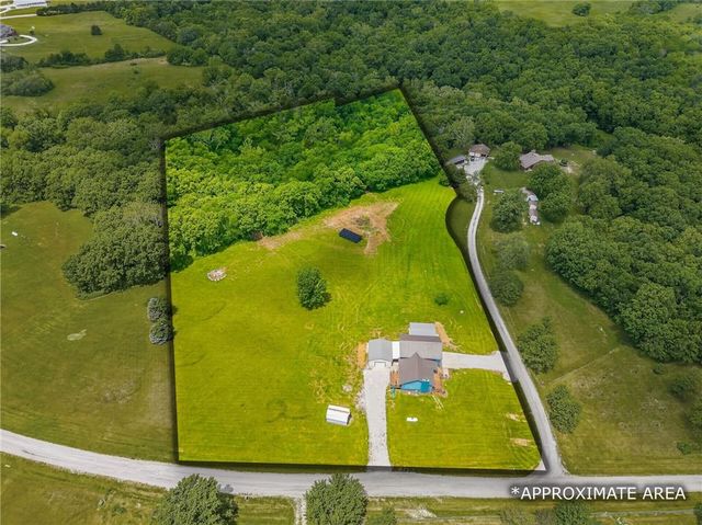 35228 W 123rd Street, Rayville, MO 64084