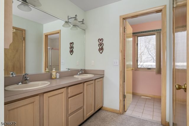 25 W Bayberry Dr, Long Beach Twp., NJ 08008