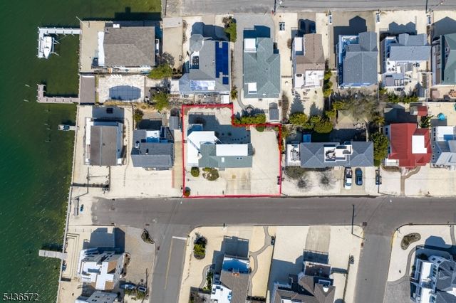 25 W Bayberry Dr, Long Beach Twp., NJ 08008