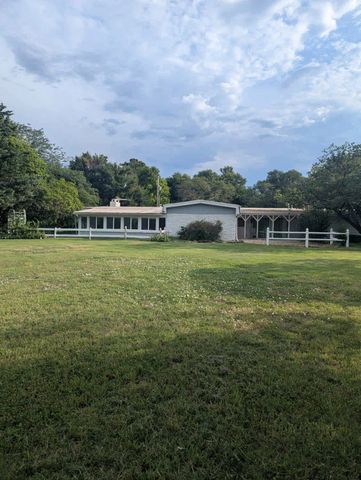 11600 E Wilshire, Wichita, KS 67207