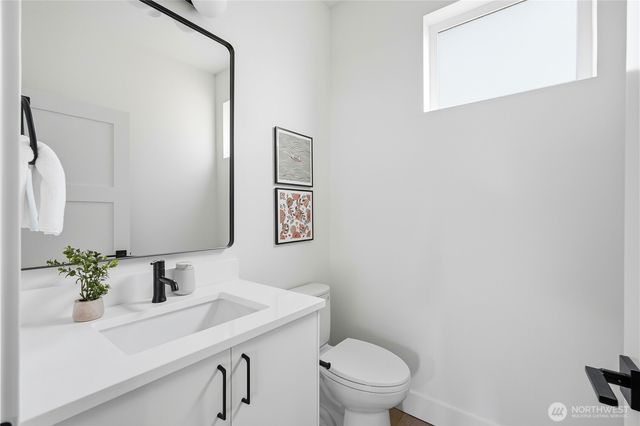 7554 39th Avenue SW, Seattle, WA 98126