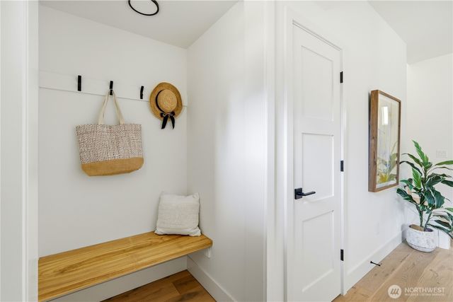 7554 39th Avenue SW, Seattle, WA 98126