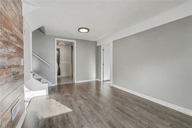 89 Picturesque Drive, Greece, NY 14616