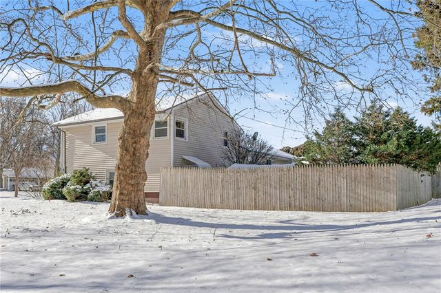 89 Picturesque Drive, Greece, NY 14616