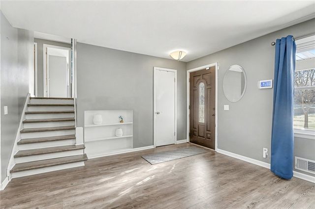 89 Picturesque Drive, Greece, NY 14616