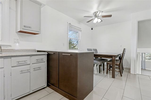 89 Picturesque Drive, Greece, NY 14616