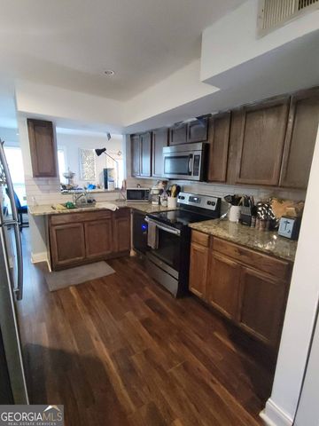 125 Governors Drive, Forest Park, GA 30297