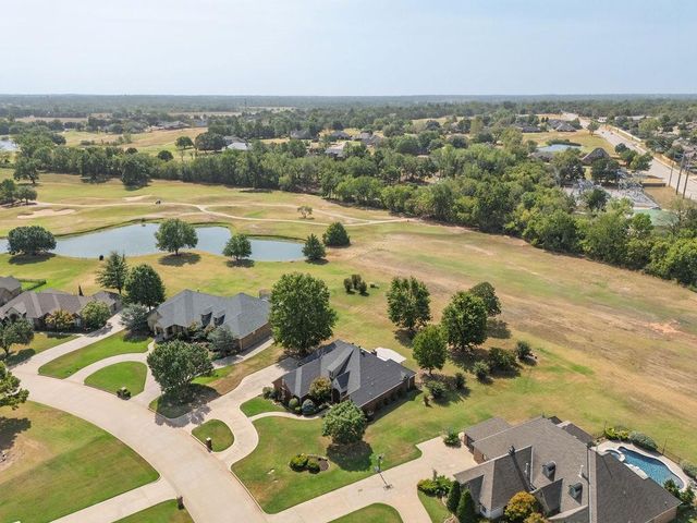 1112 Troon Circle, Shawnee, OK 74801