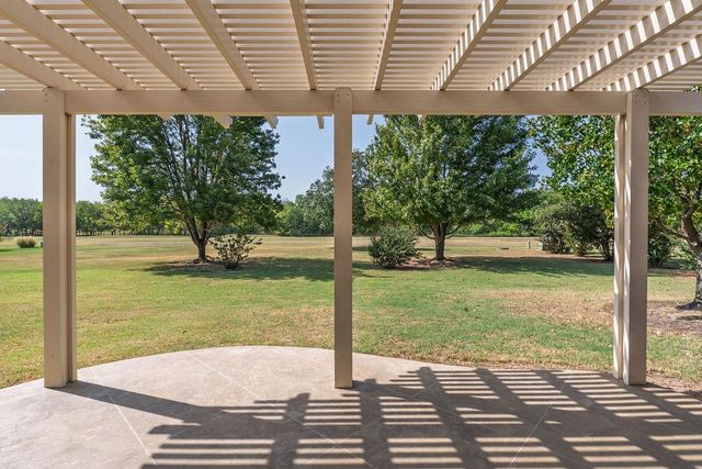 1112 Troon Circle, Shawnee, OK 74801