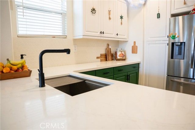 8770 Redondo Avenue, Hesperia, CA 92344