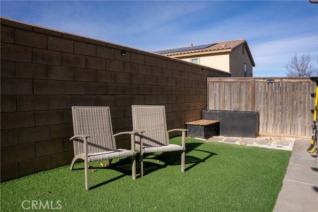 8770 Redondo Avenue, Hesperia, CA 92344