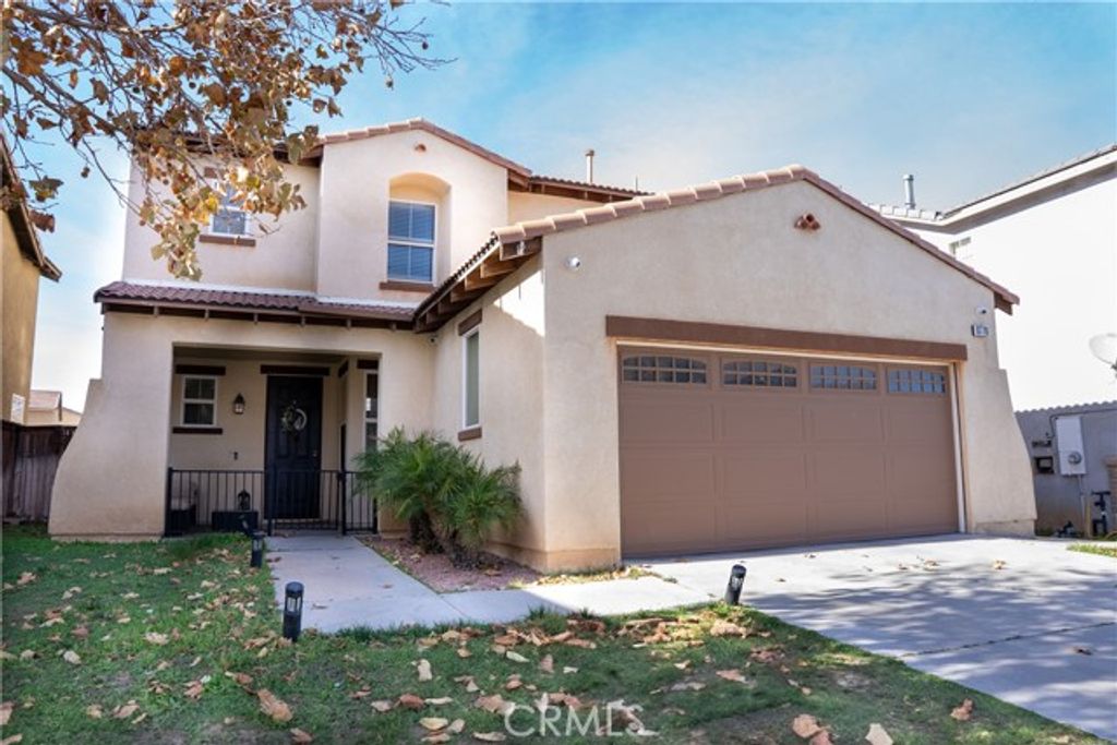 8770 Redondo Avenue, Hesperia, CA 92344