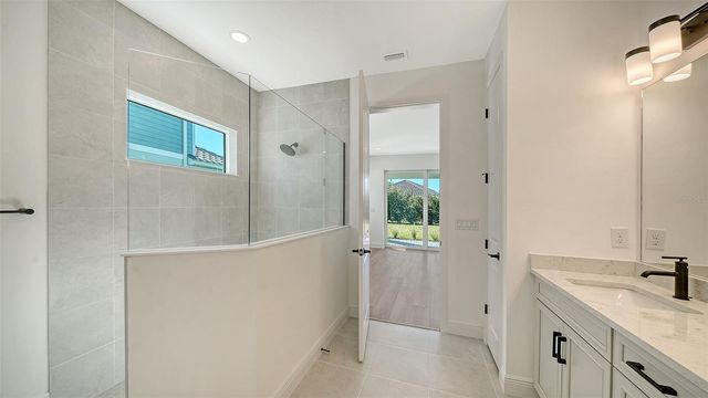 2537 STAR APPLE WAY, Sarasota, FL 34240