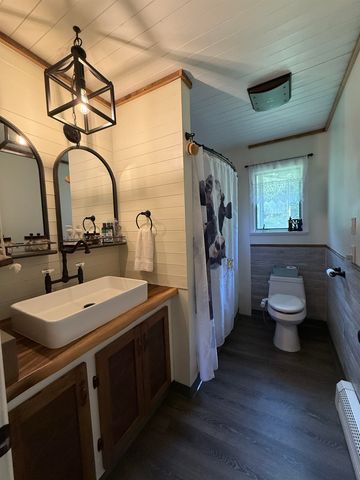 189 Taylor Hill Road, Brookfield, VT 05036