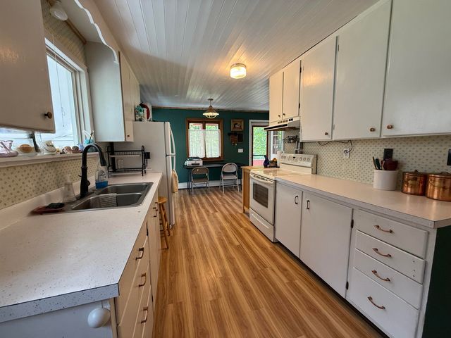 189 Taylor Hill Road, Brookfield, VT 05036