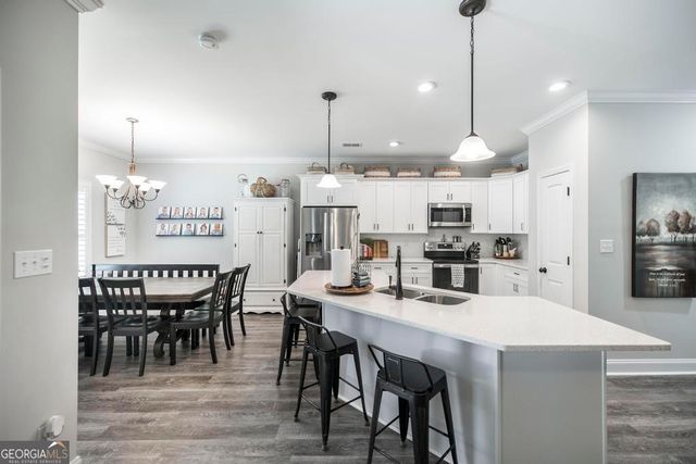 200 Charles Gray Boulevard, Perry, GA 31069