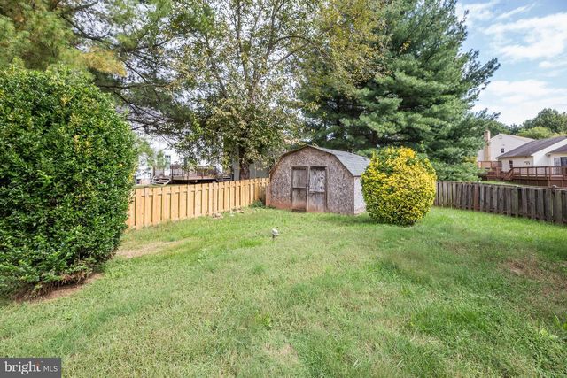 10136 YORKTOWN DR, Great Falls, VA 22066