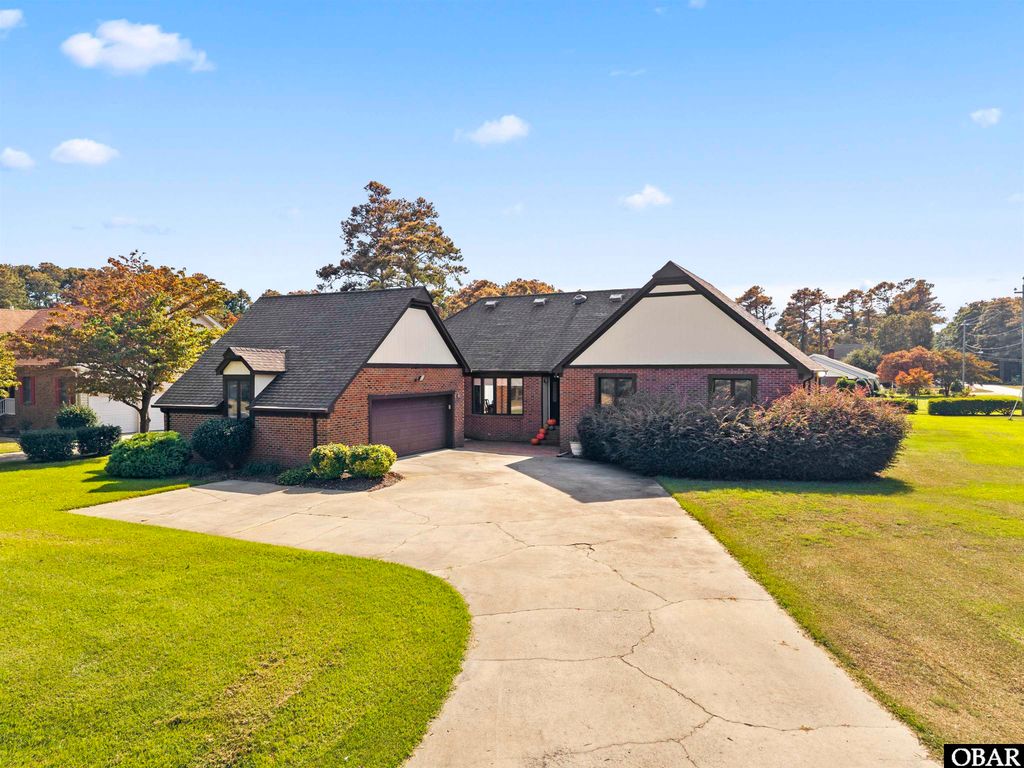 Image 1 of property listing at 100 Stratton Lane, Manteo, NC 27954