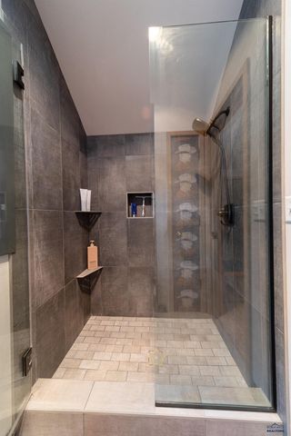 4421 W GLEN PL, Rapid City, SD 57702