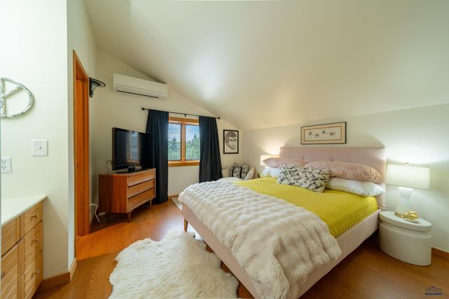 4421 W GLEN PL, Rapid City, SD 57702