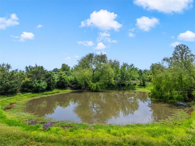 1692 W Tate Street, Robinson, TX 76706